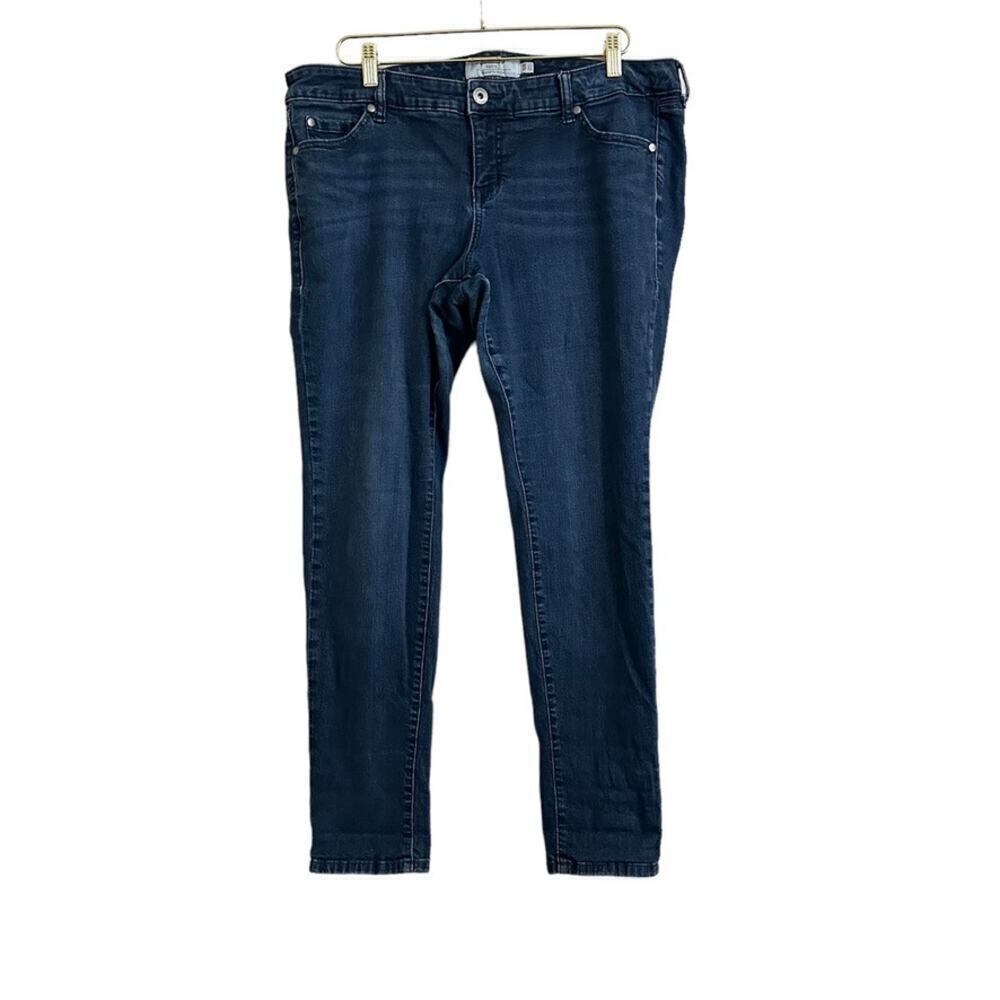 Torrid Boyfriend Mid-Rise Jeans Women's 16R Blue Stretch Casual Denim